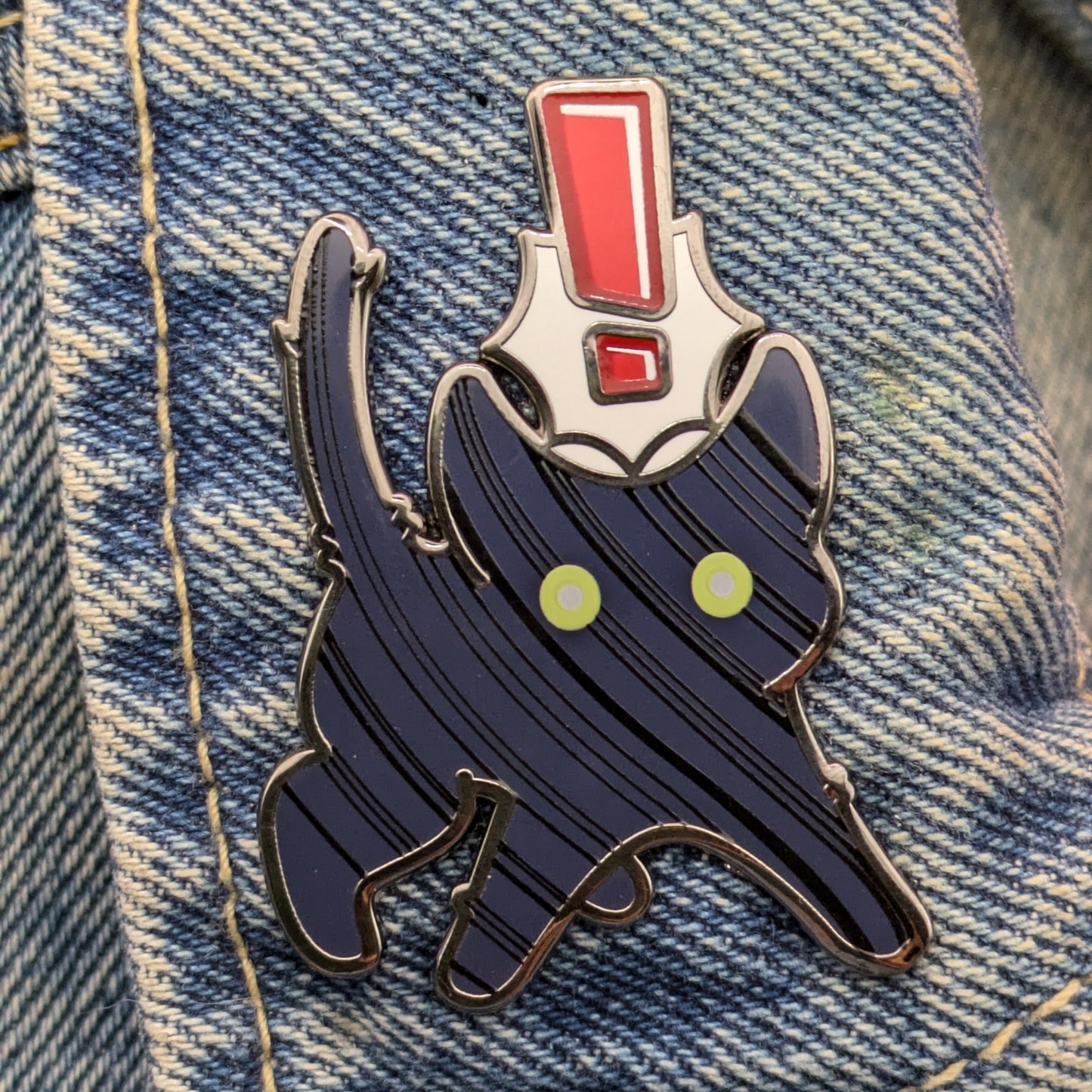 Alert! Cat Enamel Pin